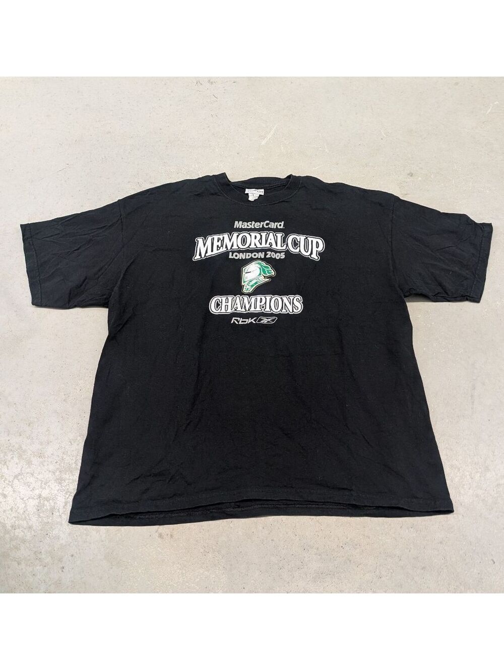 Vintage Y2K 2005 London Knights Memorial Cup Champs T-shirt